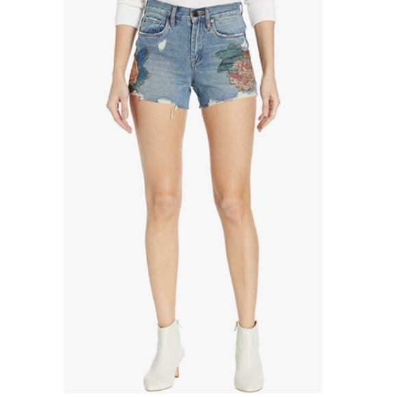 Blank NYC Pants - BLANKNYC vintage Highrise embroidered denim shorts
